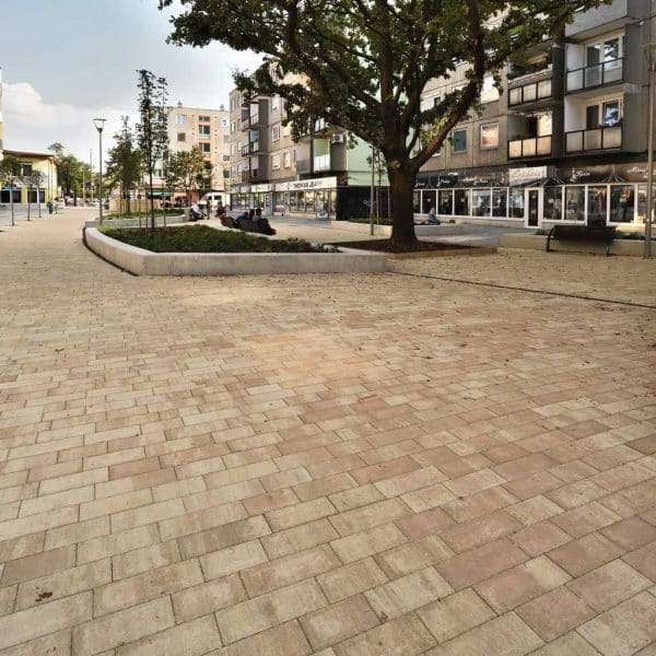 KK Kavics Berlin Vario 6 cm homokkő melírozott - referencia fotó